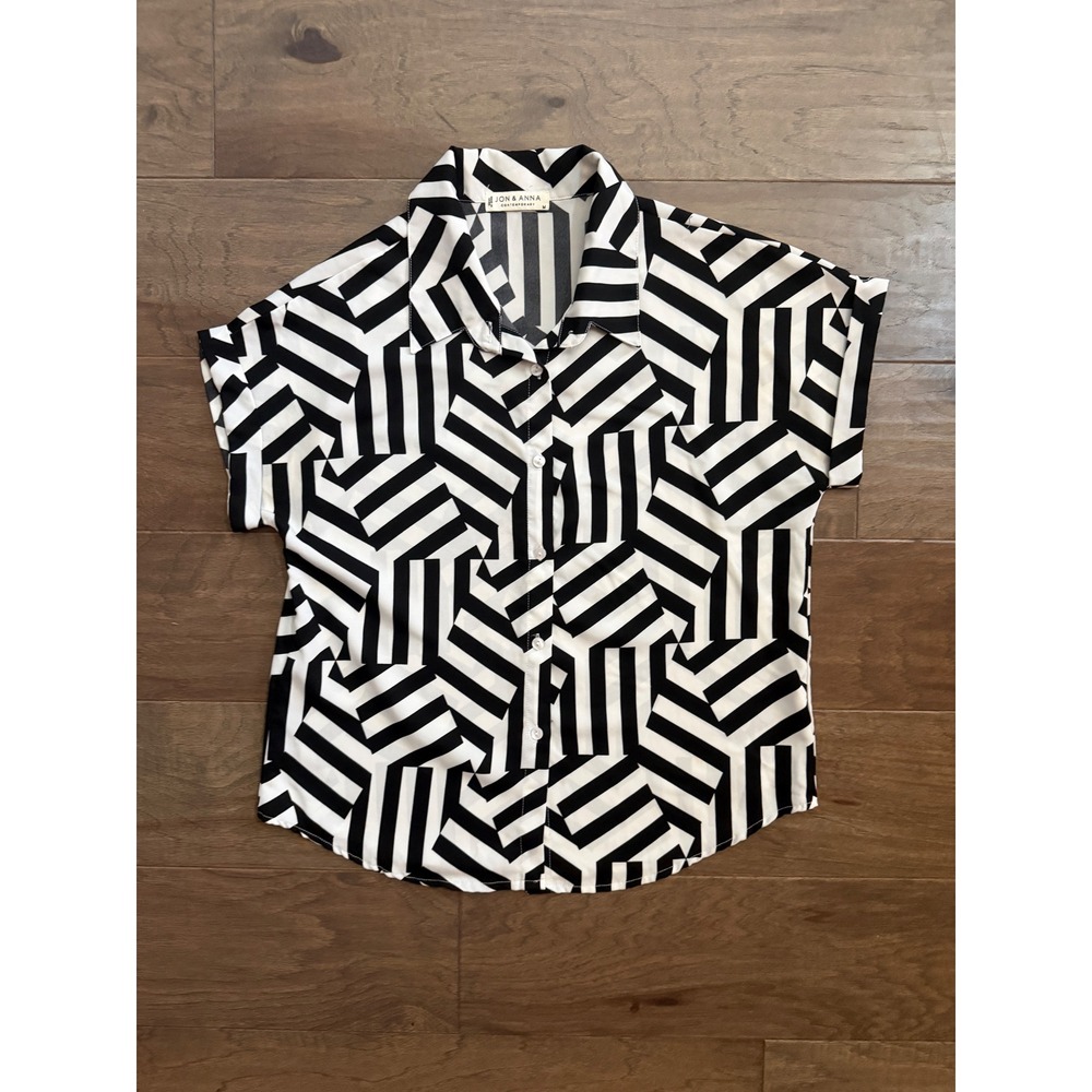 Jon & Anna Button Down Top Women Medium Black White Geometric Mod